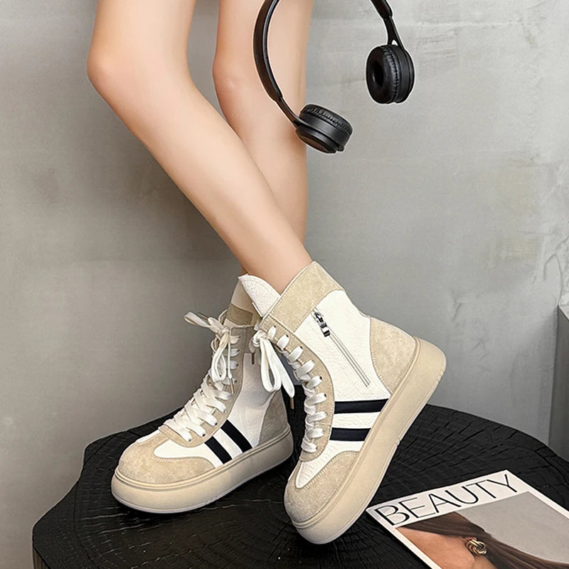Sports and Leisure Shoes for Women 2025 New Fashionable High Top Shoes Flat Bottomed Lightweight and Comfortable Work Boots