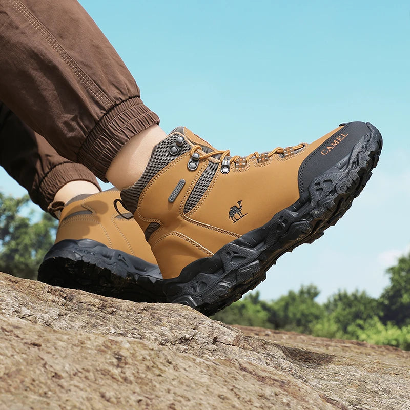 Outdoor Waterproof Hiking Shoes for Men Leather Walking Sneakers Anti-Slip Climbing Trekking Shoes Comfortable Man Work Boots