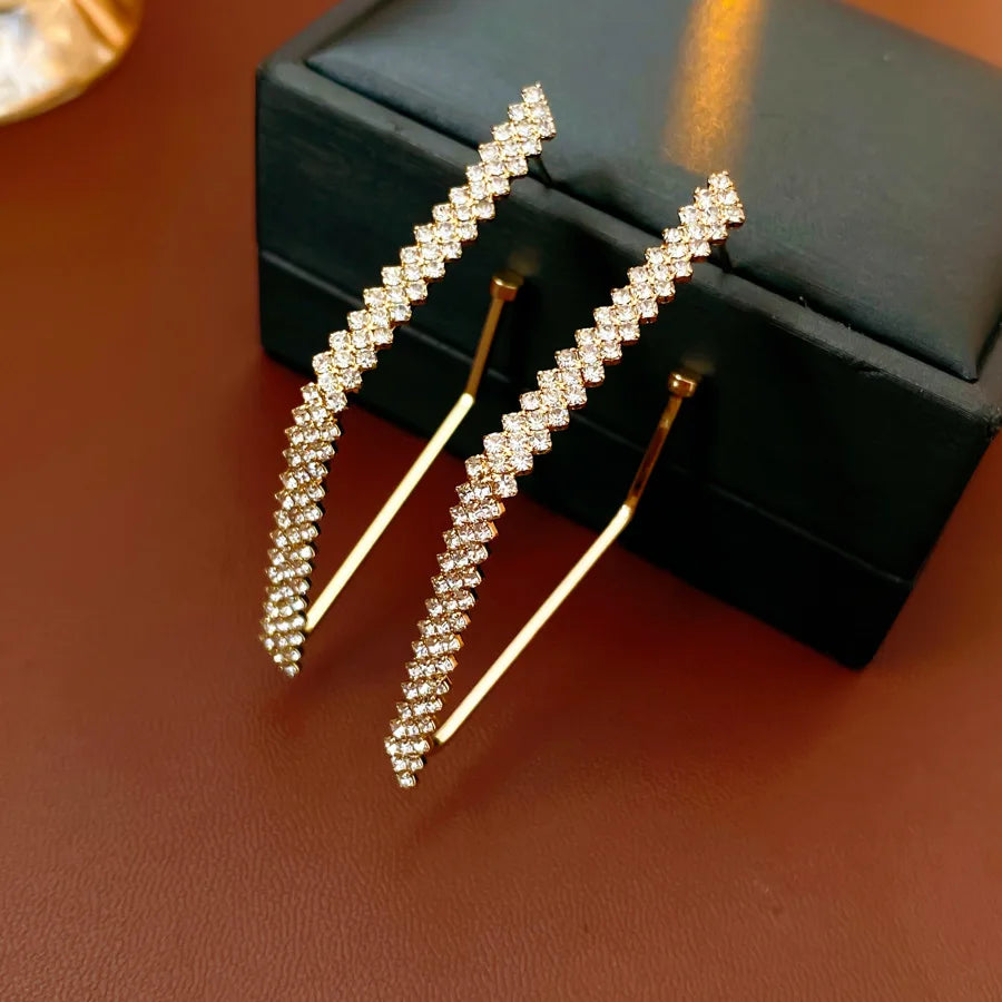 DREJEW Exquisite Inlaid Rhinestone Earring for Women Light Luxury  High-end Versatile Hoop Earrings Stylish  Elegant Jewelry