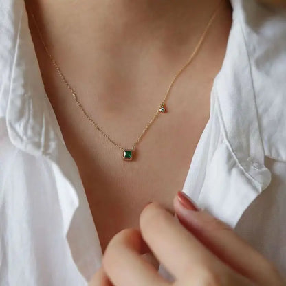 Jkeli S925 Sterling Silver Simple Emerald Crystal Chain  Necklace  Women Light Luxury Temperament Plating 18k Gold Jew   style