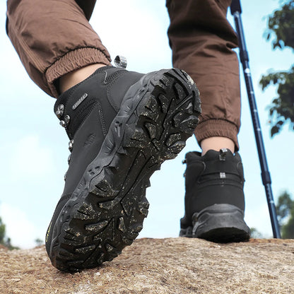 Outdoor Waterproof Hiking Shoes for Men Leather Walking Sneakers Anti-Slip Climbing Trekking Shoes Comfortable Man Work Boots