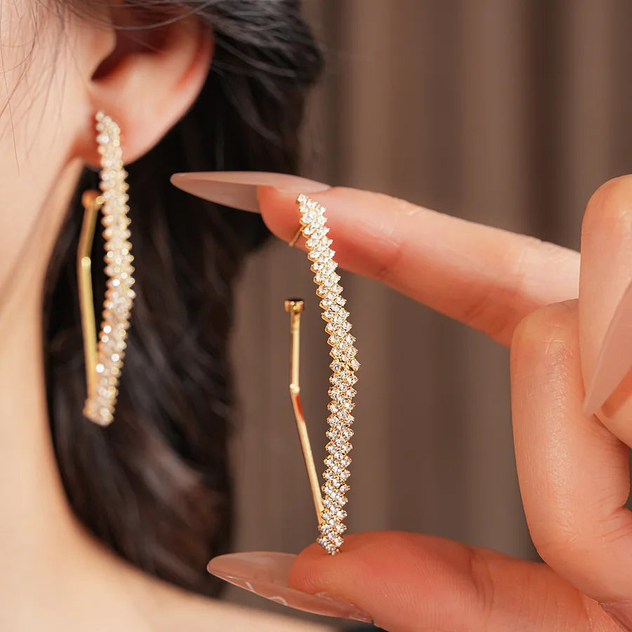 DREJEW Exquisite Inlaid Rhinestone Earring for Women Light Luxury  High-end Versatile Hoop Earrings Stylish  Elegant Jewelry